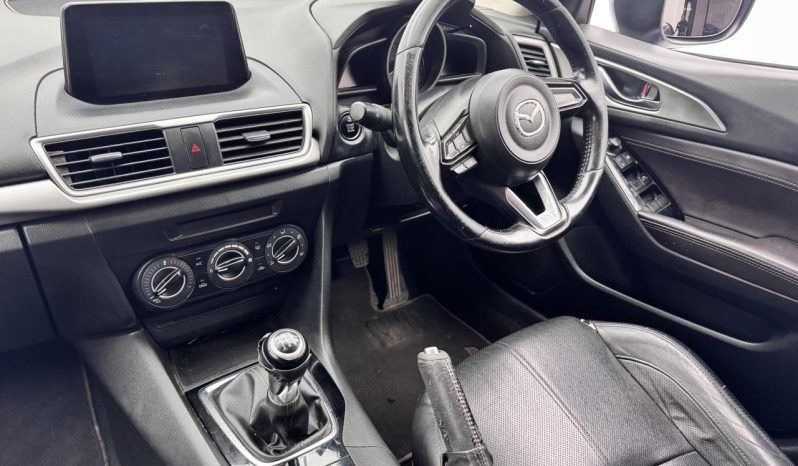 
								Mazda 3 1.6 Dynamic 5-Door full									