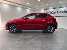 
										Mazda Mazda2 1.5 De Hazumi At full									