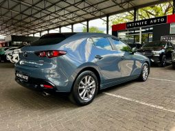 
										Mazda Mazda3 Hatch 1.5 Dynamic At full									