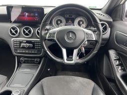 
										Mercedes Benz A-Class 200 Blueefficiency Amg Sport 7G-Dct full									