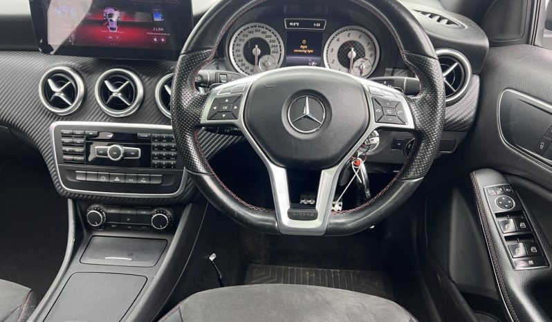 
								Mercedes Benz A-Class 200 Blueefficiency Amg Sport 7G-Dct full									