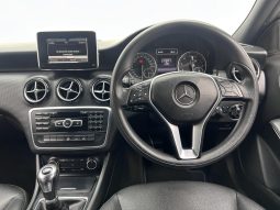 
										Mercedes Benz A-Class 200 Blueefficiency Urban Line full									