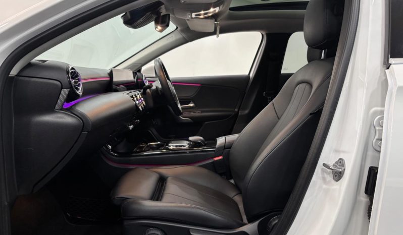 
								Mercedes Benz A-Class Sedan 200 7G-Dct full									