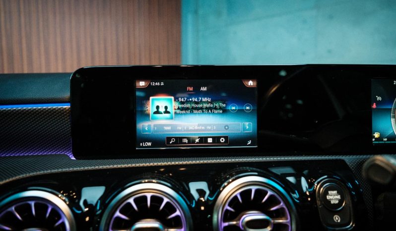 
								Mercedes Benz A-Class Sedan 200d 8G-Dct full									