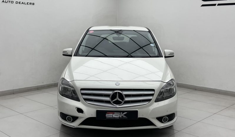 
								Mercedes Benz B-Class B 200 Blueefficiency 7G-Dct full									