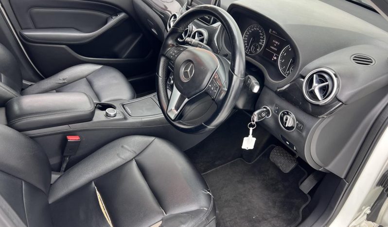 
								Mercedes Benz B-Class B 200 Blueefficiency 7G-Dct full									