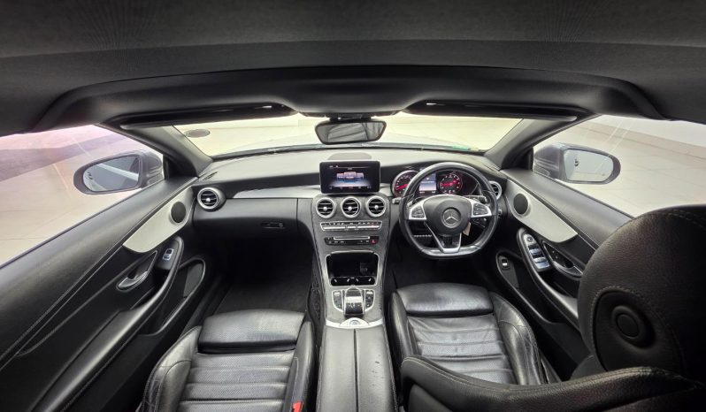 
								Mercedes Benz C-Class Cabriolet C 200 Amg 9G-Tronic full									
