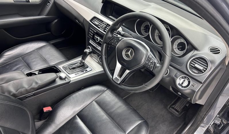 
								Mercedes Benz C-Class Sedan C 180 Blueefficiency Avantgarde 7G- full									
