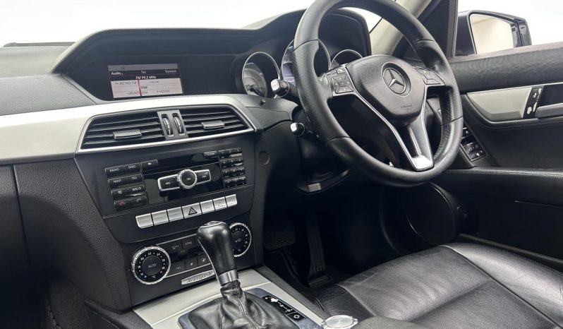 
								Mercedes Benz C-Class Sedan C 180 Blueefficiency Avantgarde 7G- full									