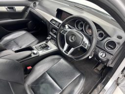 
										Mercedes Benz C-Class Sedan C 250 Cdi Blueefficiency Avantgarde full									
