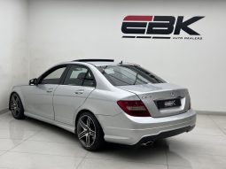Mercedes Benz C-Class Sedan C 250 Cdi Blueefficiency Avantgarde