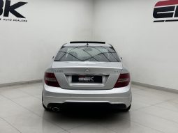 Mercedes Benz C-Class Sedan C 250 Cdi Blueefficiency Avantgarde