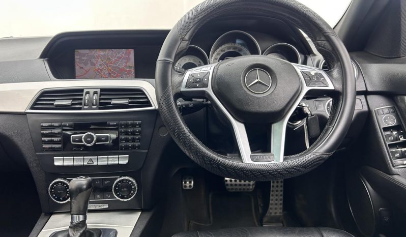 
								Mercedes Benz C-Class Sedan C 250 Cdi Blueefficiency Avantgarde full									
