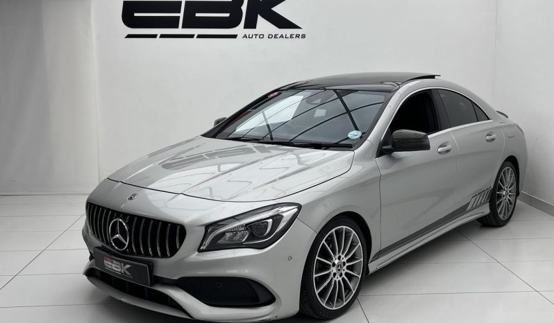 
								Mercedes Benz Cla Cla 200 7G-Dct full									