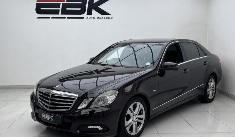 
								Mercedes Benz E-Class Sedan E 200 Cgi Blueefficiency Avantgarde full									