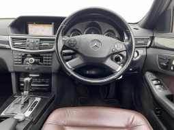
										Mercedes Benz E-Class Sedan E 200 Cgi Blueefficiency Avantgarde full									