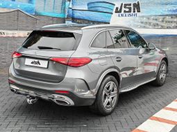 
										Mercedes Benz Glc Suv 220 D 4matic full									