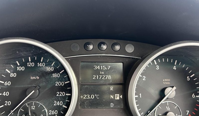 
								Mercedes Benz Ml Ml 350 7G-Tronic full									