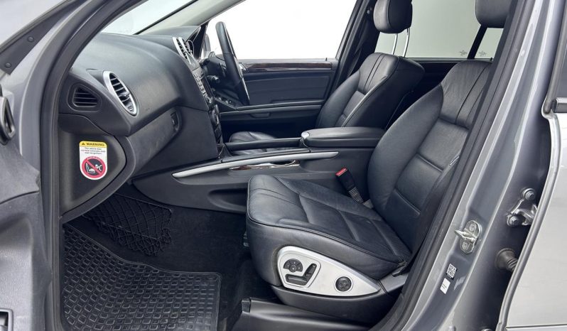 
								Mercedes Benz Ml Ml 350 7G-Tronic full									