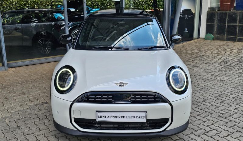 
								MINI Hatch 3-Door Cooper C full									