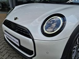 
										MINI Hatch 3-Door Cooper C full									