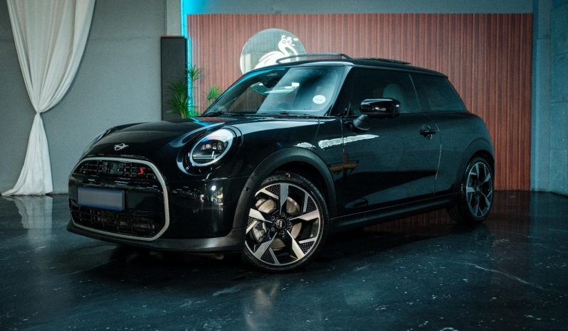 
								MINI Hatch 3-Door Cooper S full									