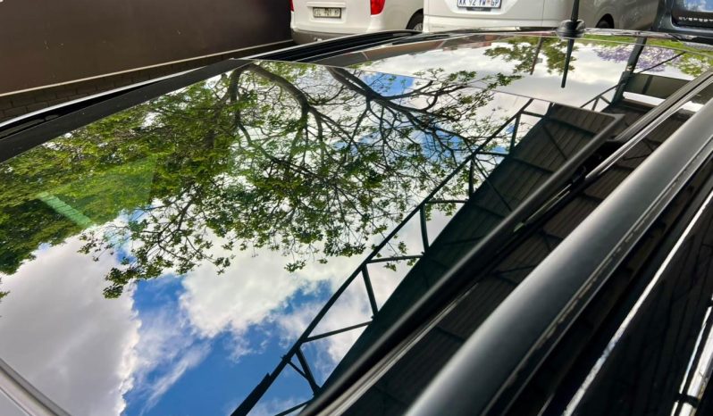 
								MINI Hatch 5-Door Cooper Steptronic full									
