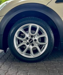 
										MINI Hatch 5-Door Cooper Steptronic full									