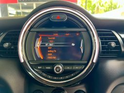 
										MINI Hatch 5-Door Cooper Steptronic full									