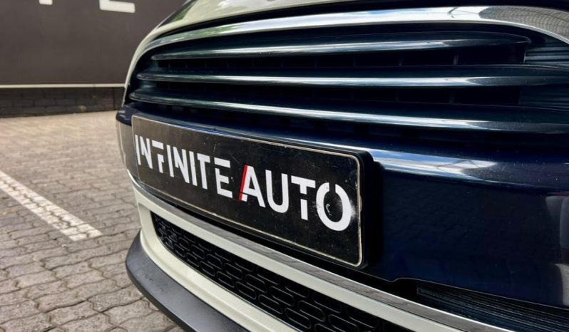 
								MINI Hatch 5-Door Cooper Steptronic full									