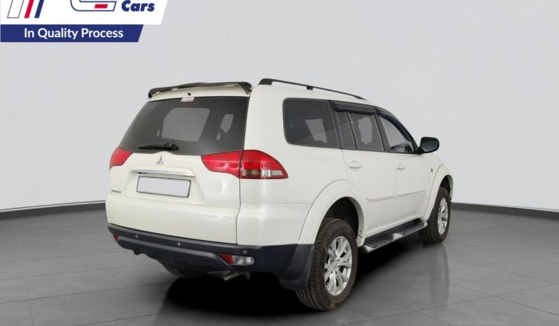 
								Mitsubishi Pajero 2.5 Di-D Sport Gls 4X2 At full									