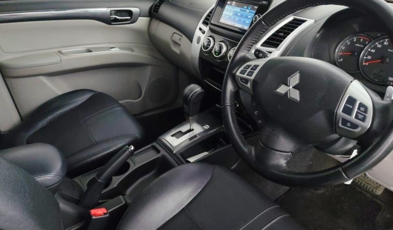 
								Mitsubishi Pajero 2.5 Di-D Sport Gls 4X2 At full									