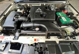 
										Mitsubishi Pajero 3.2 Gls Swb At full									