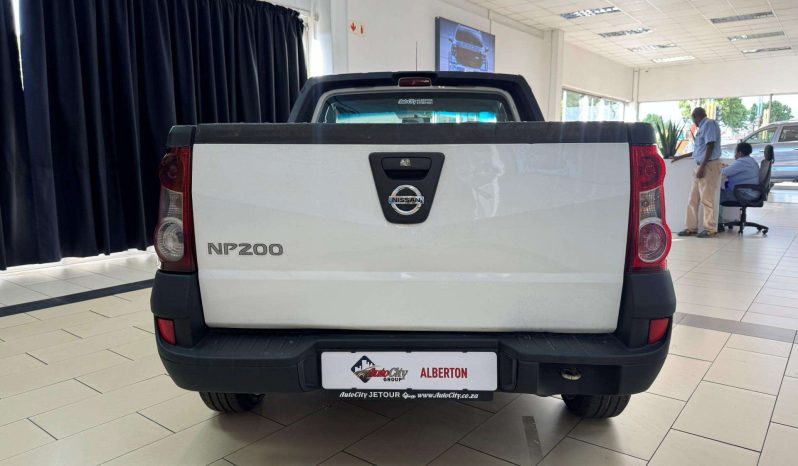 
								Nissan 1400/NP200 NP200 1.6 P/U S/C full									