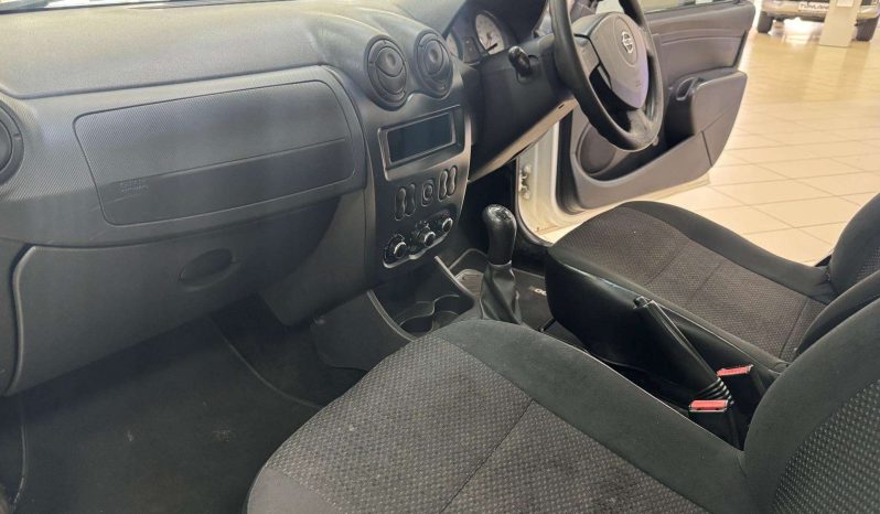
								Nissan 1400/NP200 NP200 1.6 P/U S/C full									