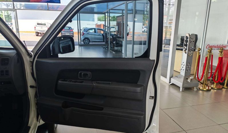 
								Nissan HARDBODY 2002 – ON/NP300 HARDBODY NP300 2.5 TDi 4X4 P/U D/C full									
