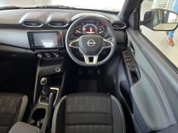 
										Nissan Magnite 1.0 Acenta MT full									