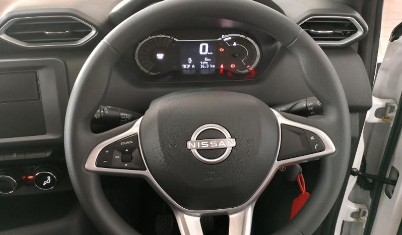 
								Nissan Magnite 1.0 Move Panel Van full									
