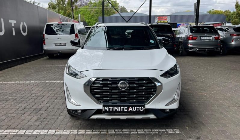
								Nissan Magnite 1.0 T Acenta full									