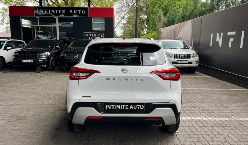 
								Nissan Magnite 1.0 T Acenta full									