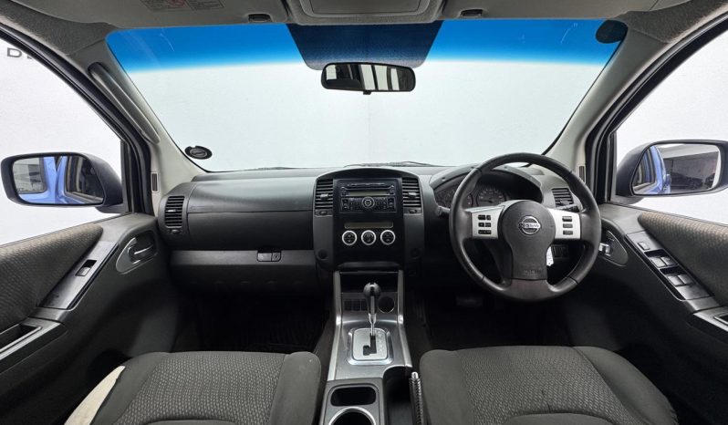
								Nissan Navara 2.5 DCi 4×2 Le D/cab At full									