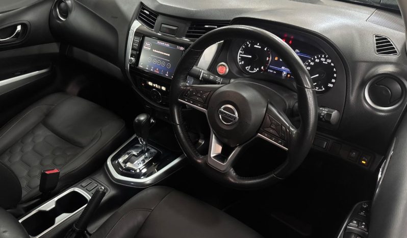 
								Nissan Navara 2.5D Le 4X4 D Cab At full									