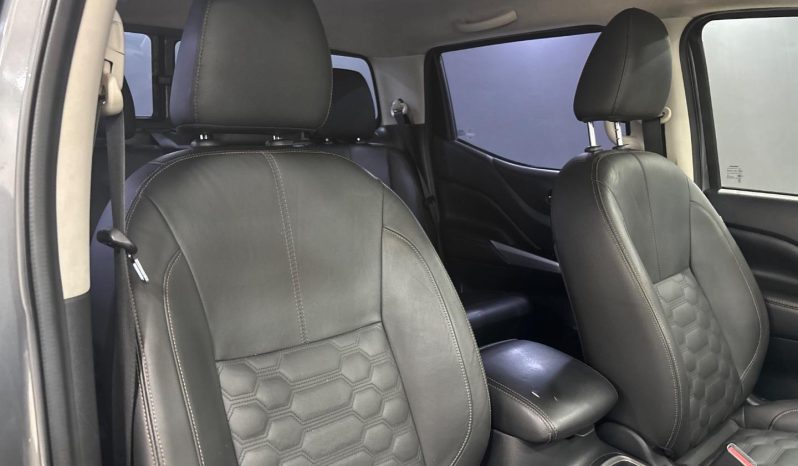 
								Nissan Navara 2.5D Le 4X4 D Cab At full									