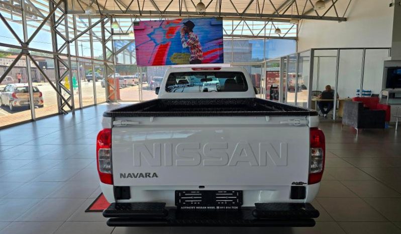 
								Nissan Navara 2.5D Xe S Cab 4X2 full									