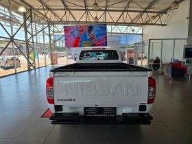 Nissan Navara 2.5D Xe S Cab 4X2