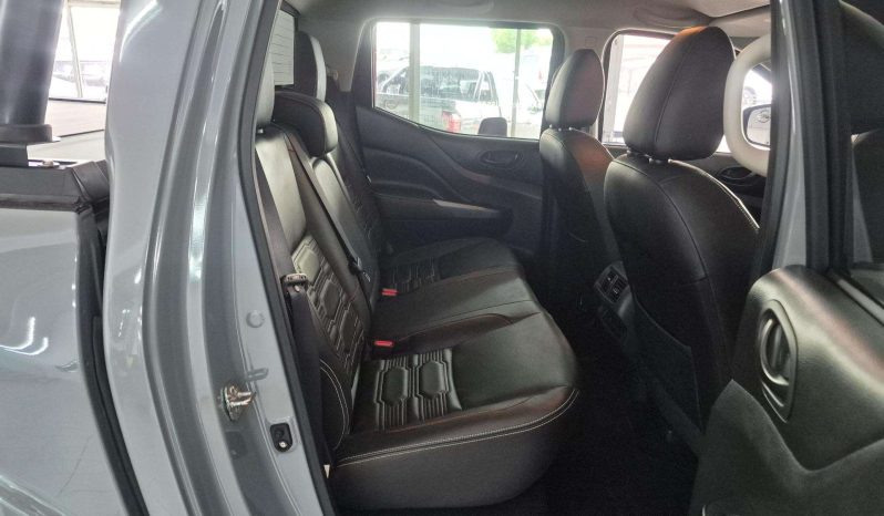 
								Nissan Navara NAVARA 2.5DDTi PRO-4X 4X4 A/T D/C P/U full									