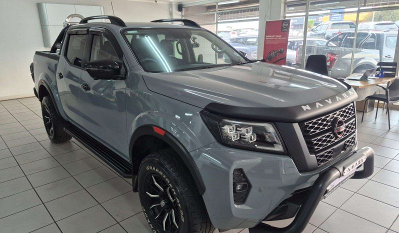 
								Nissan Navara NAVARA 2.5DDTi PRO-4X 4X4 A/T D/C P/U full									