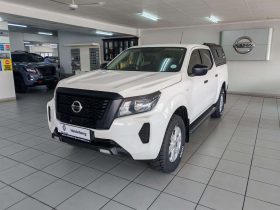 Nissan Navara NAVARA 2.5DDTi SE PLUS A/T D/C P/U