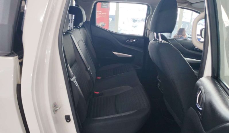 
								Nissan Navara NAVARA 2.5DDTi SE PLUS A/T D/C P/U full									