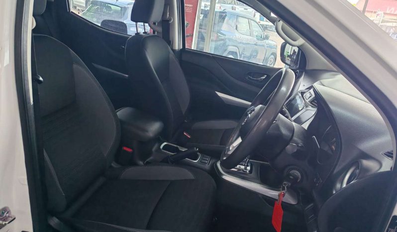
								Nissan Navara NAVARA 2.5DDTi SE PLUS A/T D/C P/U full									